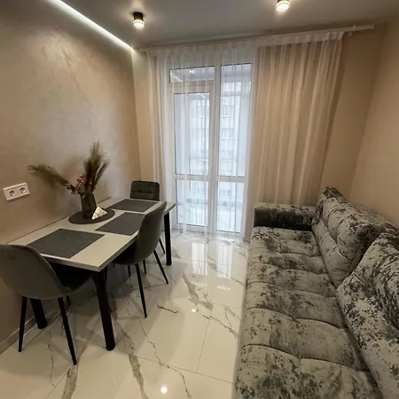 Апартаменти Avalon Zelena Street зелена *
